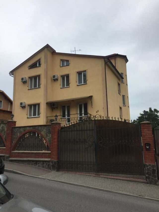 Мини-отель Inn Tavrida Трускавец-3