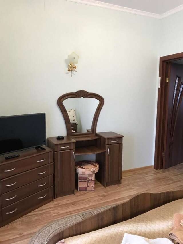 Мини-отель Inn Tavrida Трускавец-27